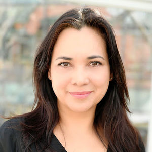 Meet your Posher, Angela